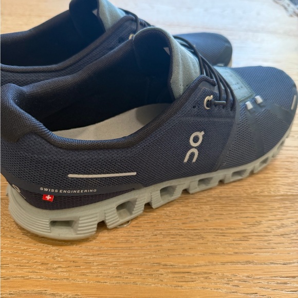 On Running Men's Navy and Gray Athletic Shoes - Picture 5 of 5